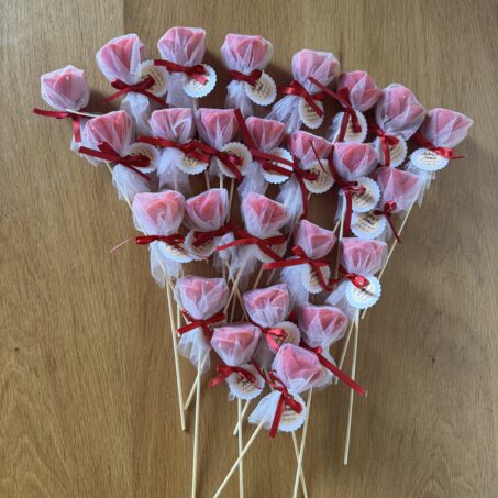 Rose individuelle sur pique
